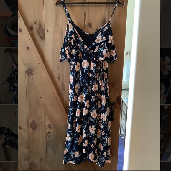 torrid Dresses & Skirts - Torrid size 1 Floral Dress NWT